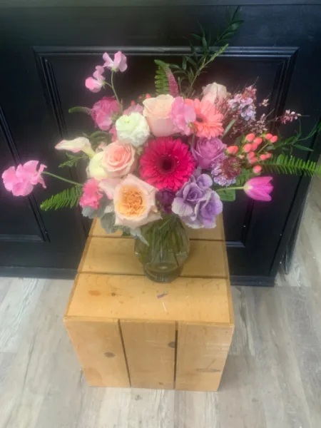 Spring Fling Mix of beautiful blooms Spring Fling Mix of beautiful blooms