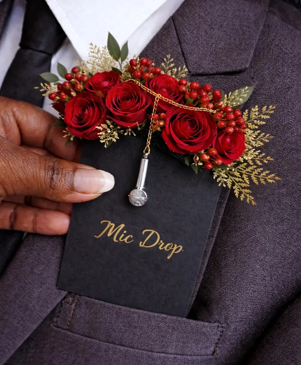 Boutonnieres - Made to Stand Out collection Boutonnieres - Made to Stand Out collection