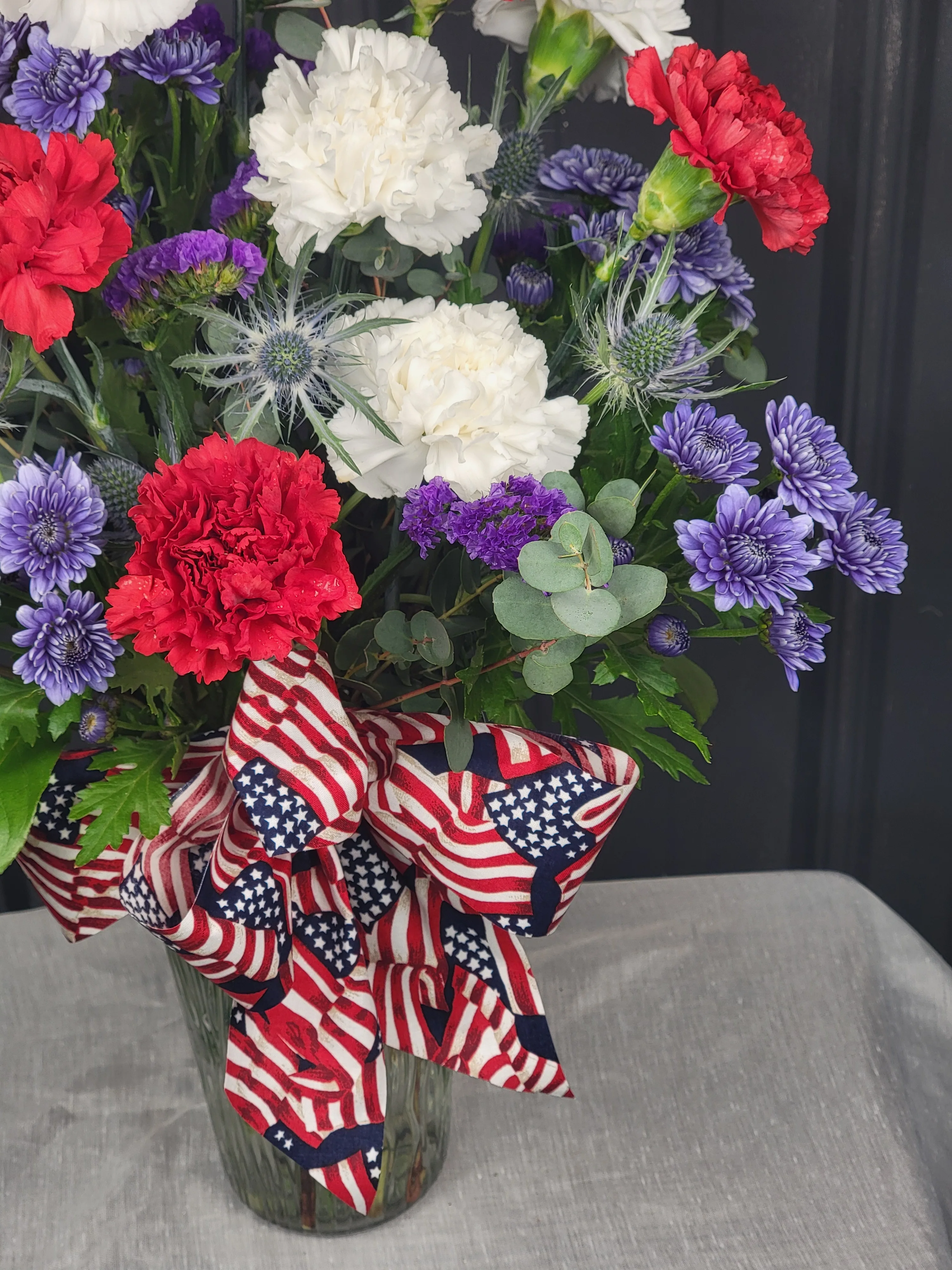 Red, White & Boom Vase Red, White & Boom Vase