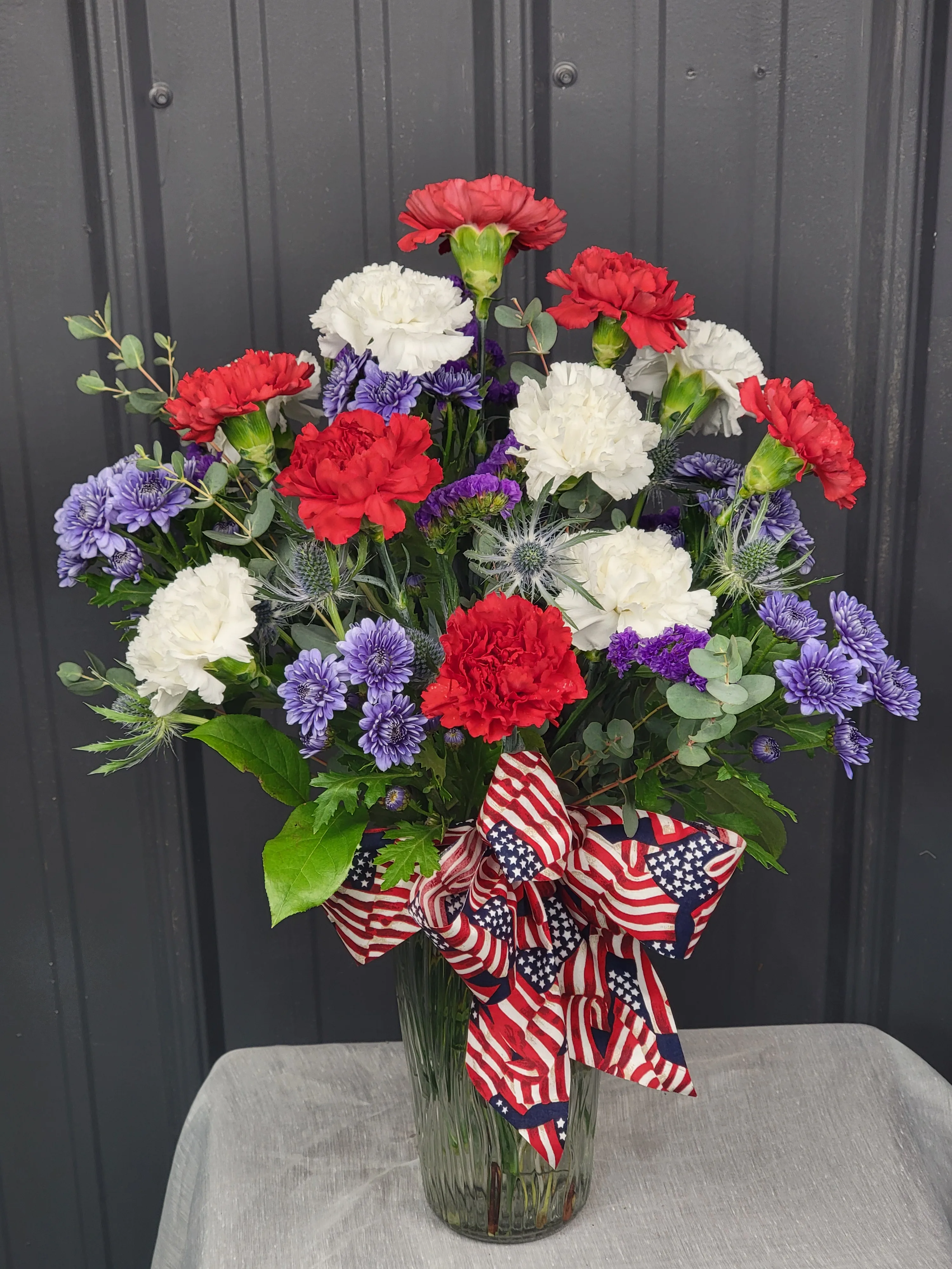 Red, White & Boom Vase Red, White & Boom Vase