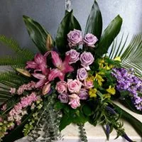 HEARTFELT EMBRACE CASKET FLOWER HEARTFELT EMBRACE CASKET FLOWER