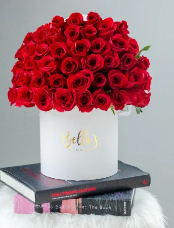 50 FRESH ROSES IN HAT BOX 50 FRESH ROSES IN HAT BOX