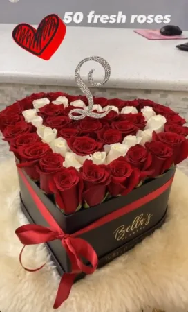 50 FRESH ROSES HEART BOX INITIAL INCLUDED 50 FRESH ROSES HEART BOX INITIAL INCLUDED