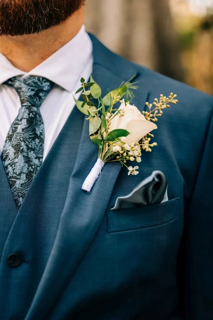 Groom's Boutinniere