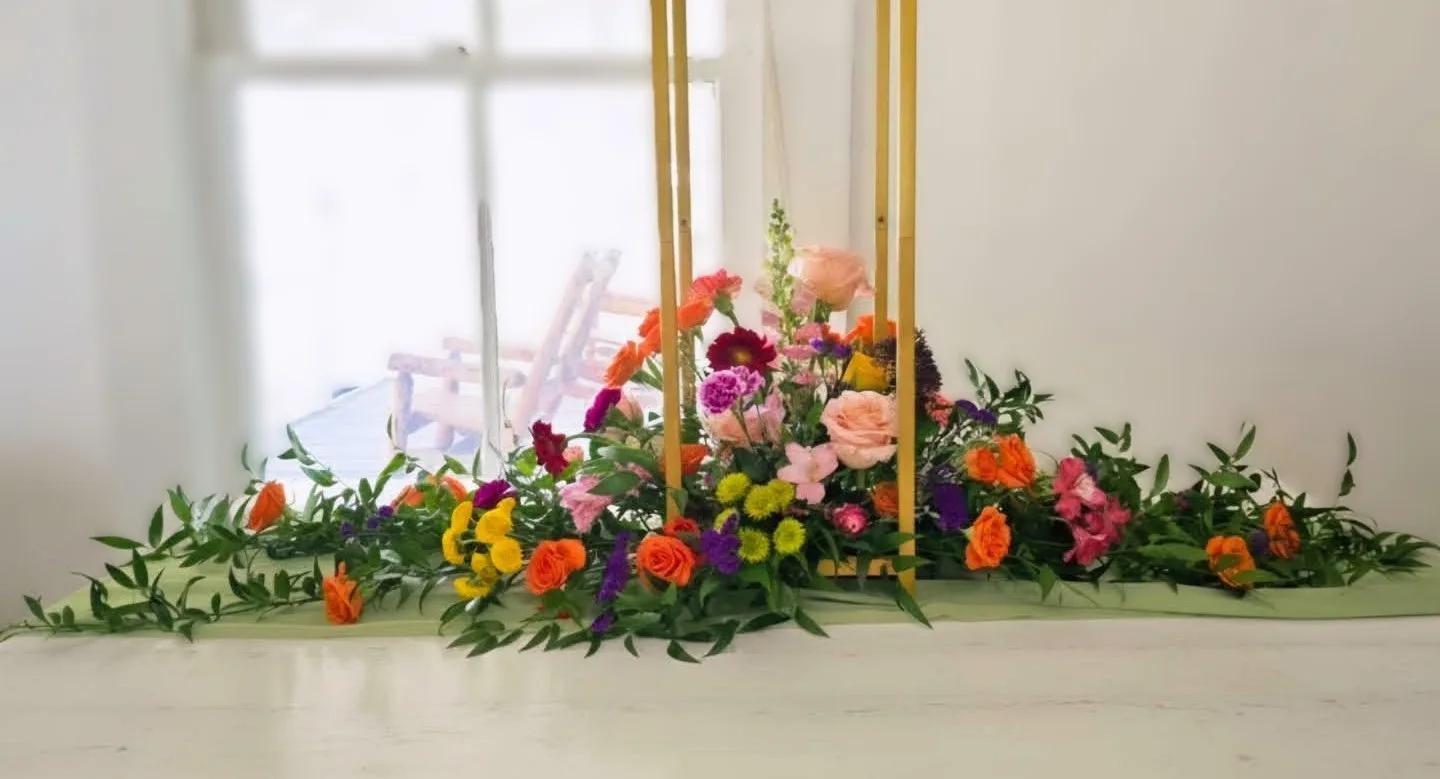 Wildflower Table Cnterpiece Wildflower Table Cnterpiece