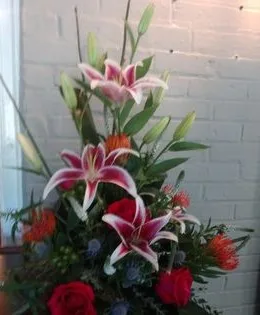Roses & Lillies - Custom Design Roses & Lillies - Custom Design