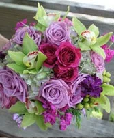 Mary Mauve Bouquet Custom Round Mary Mauve Bouquet Custom Round