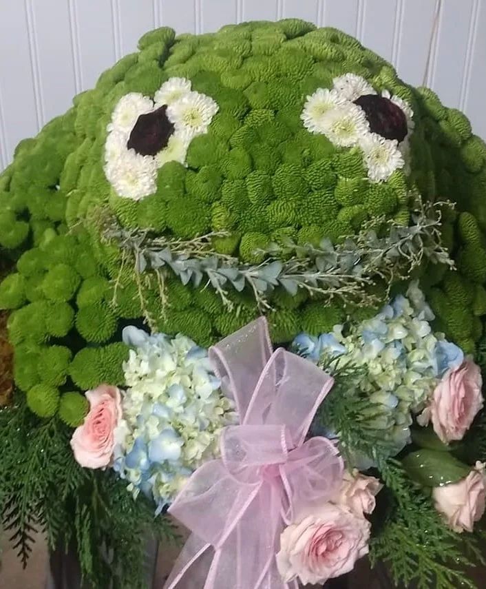 Frog Love - Custom Design