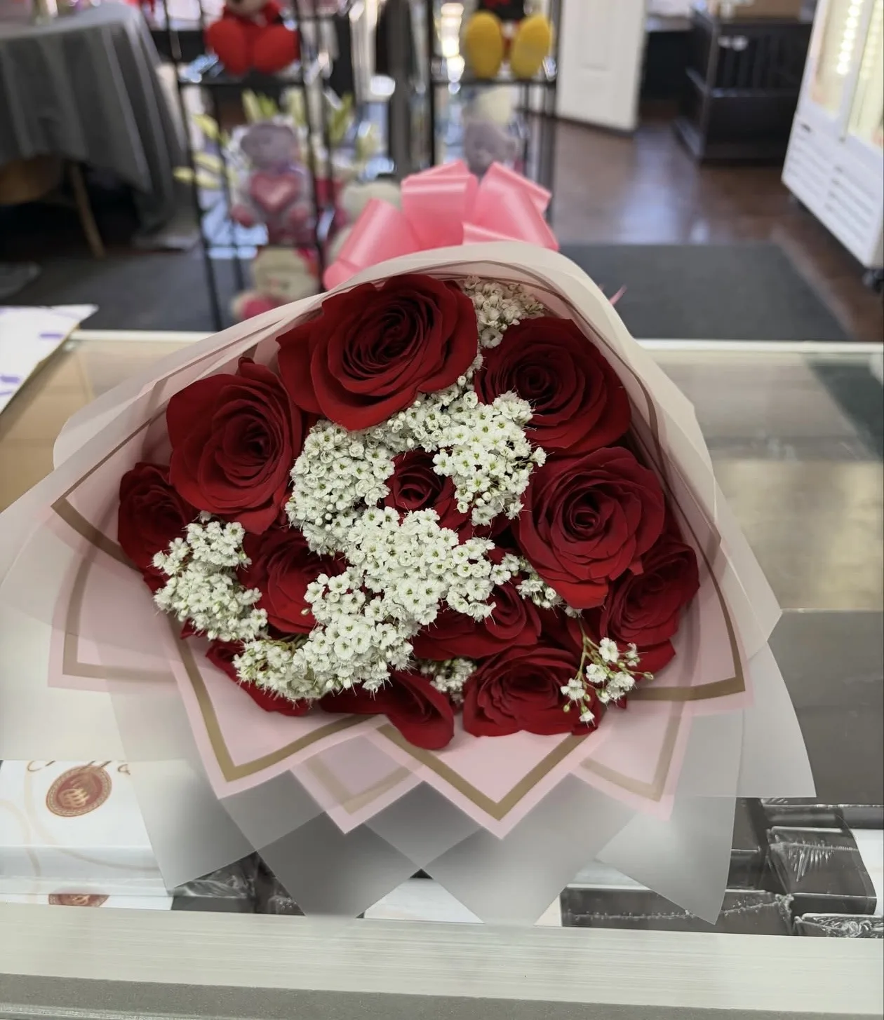 Dozen Short Stem Rose Bouquet Dozen Short Stem Rose Bouquet