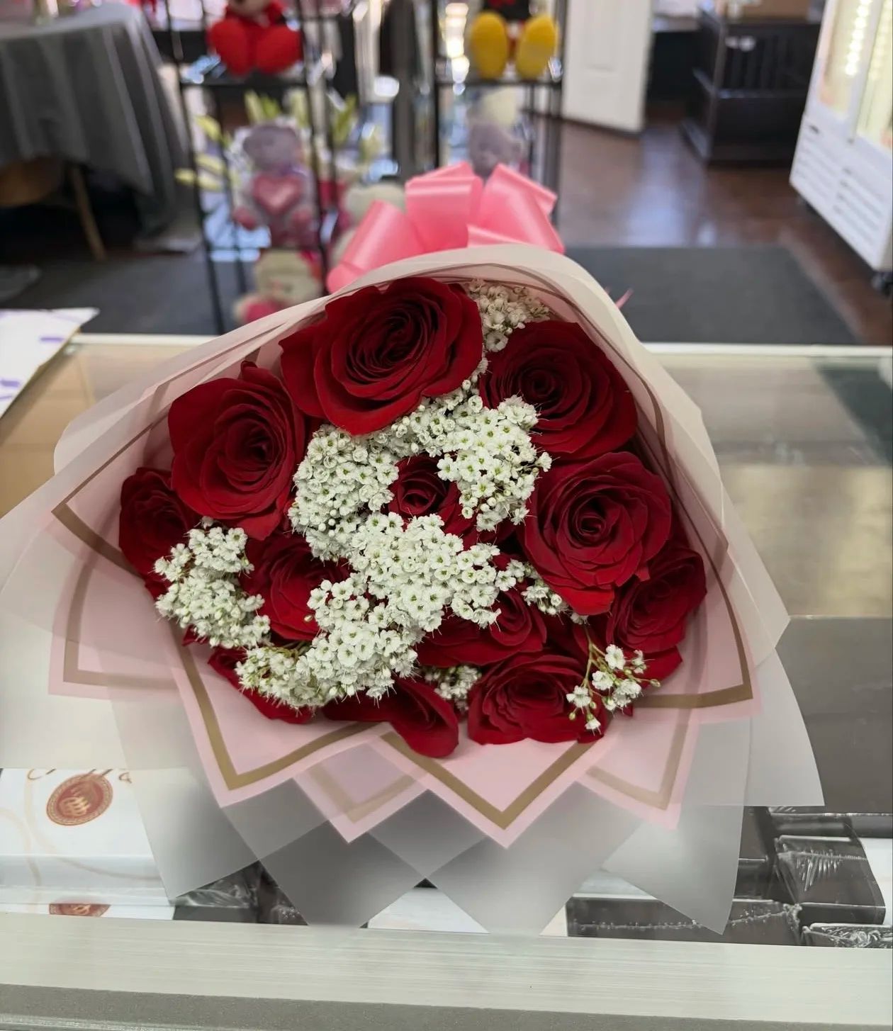 Dozen Short Stem Rose Bouquet