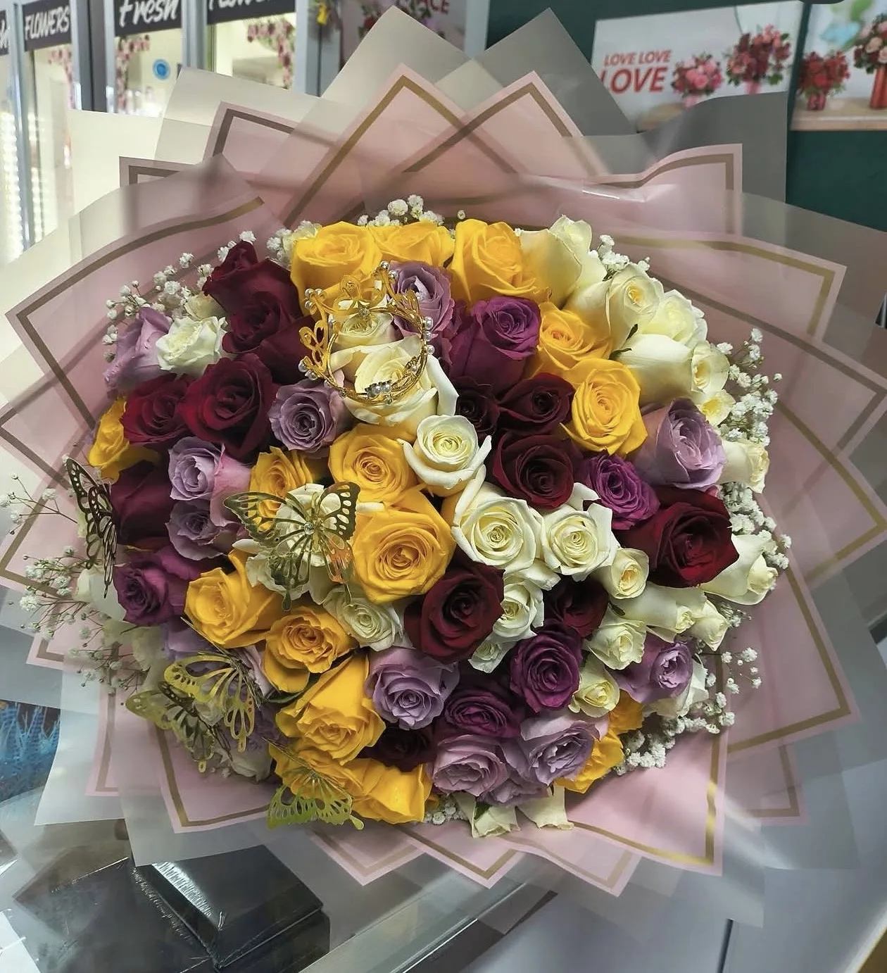 Dome Style Rose Bouquet Dome Style Rose Bouquet
