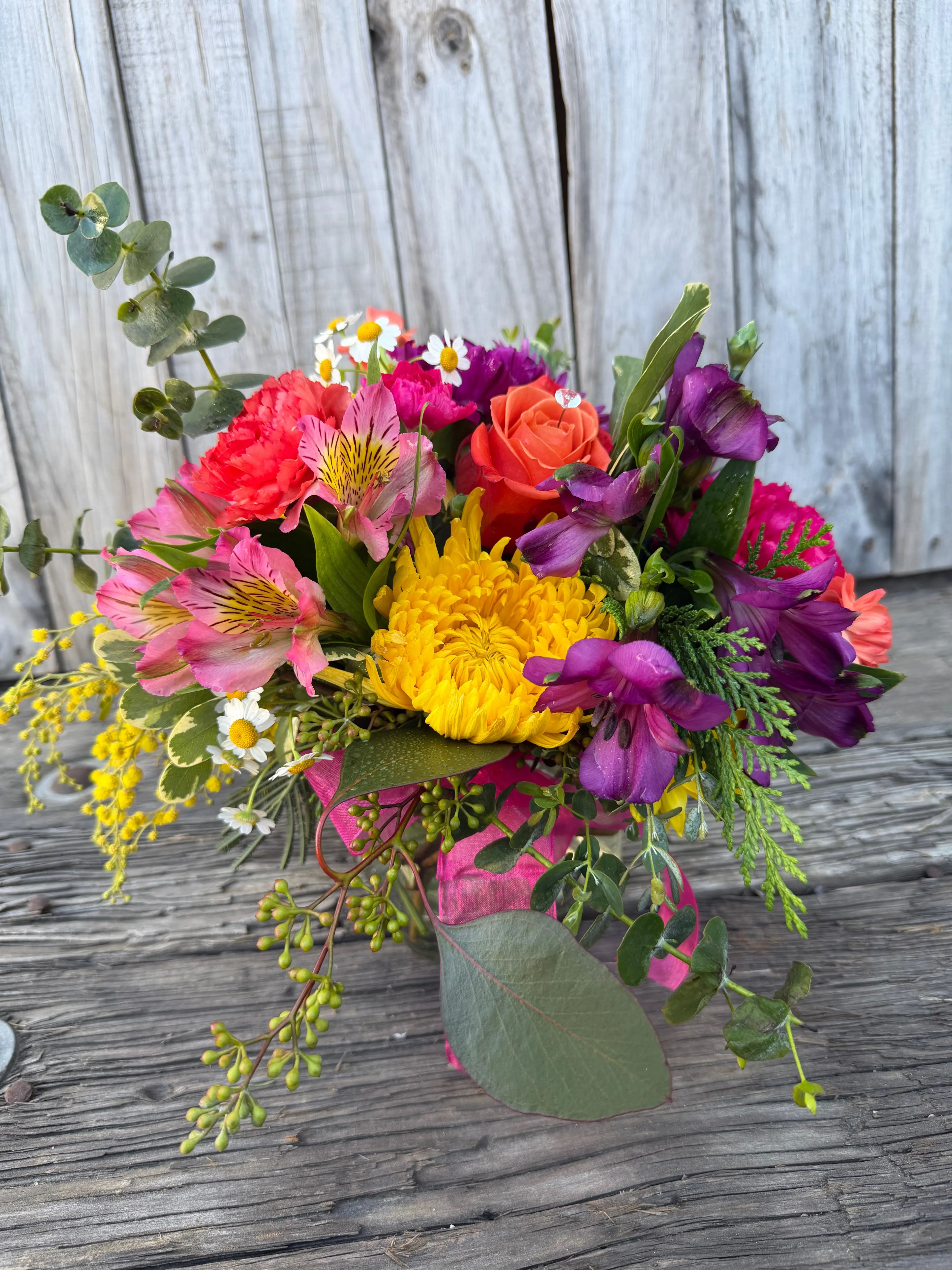 Bright cube vase
