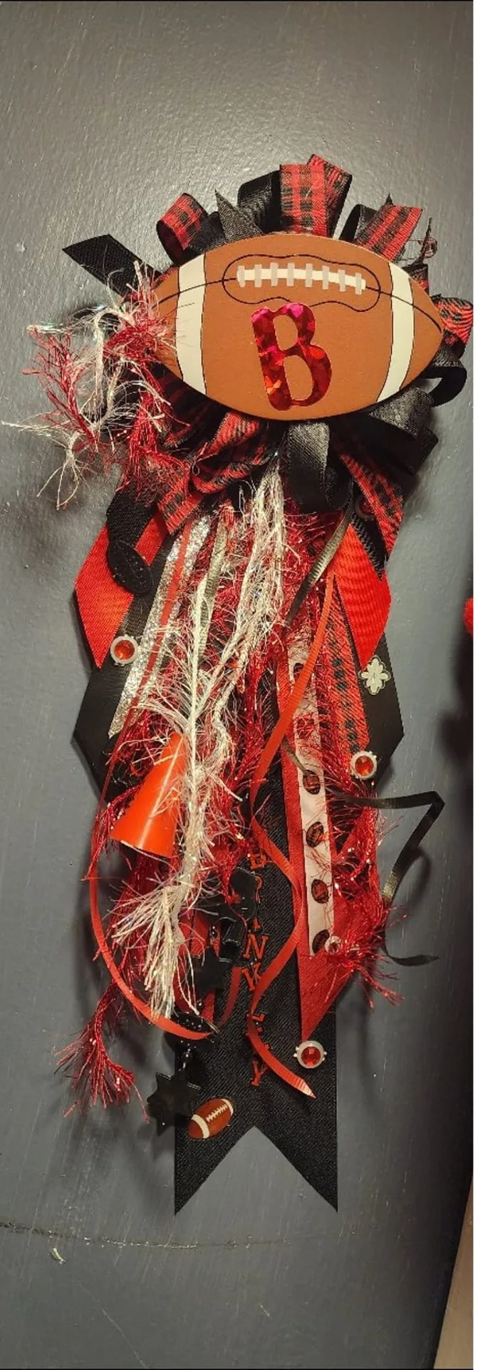 Homecoming Mum - Small Homecoming Mum - Small