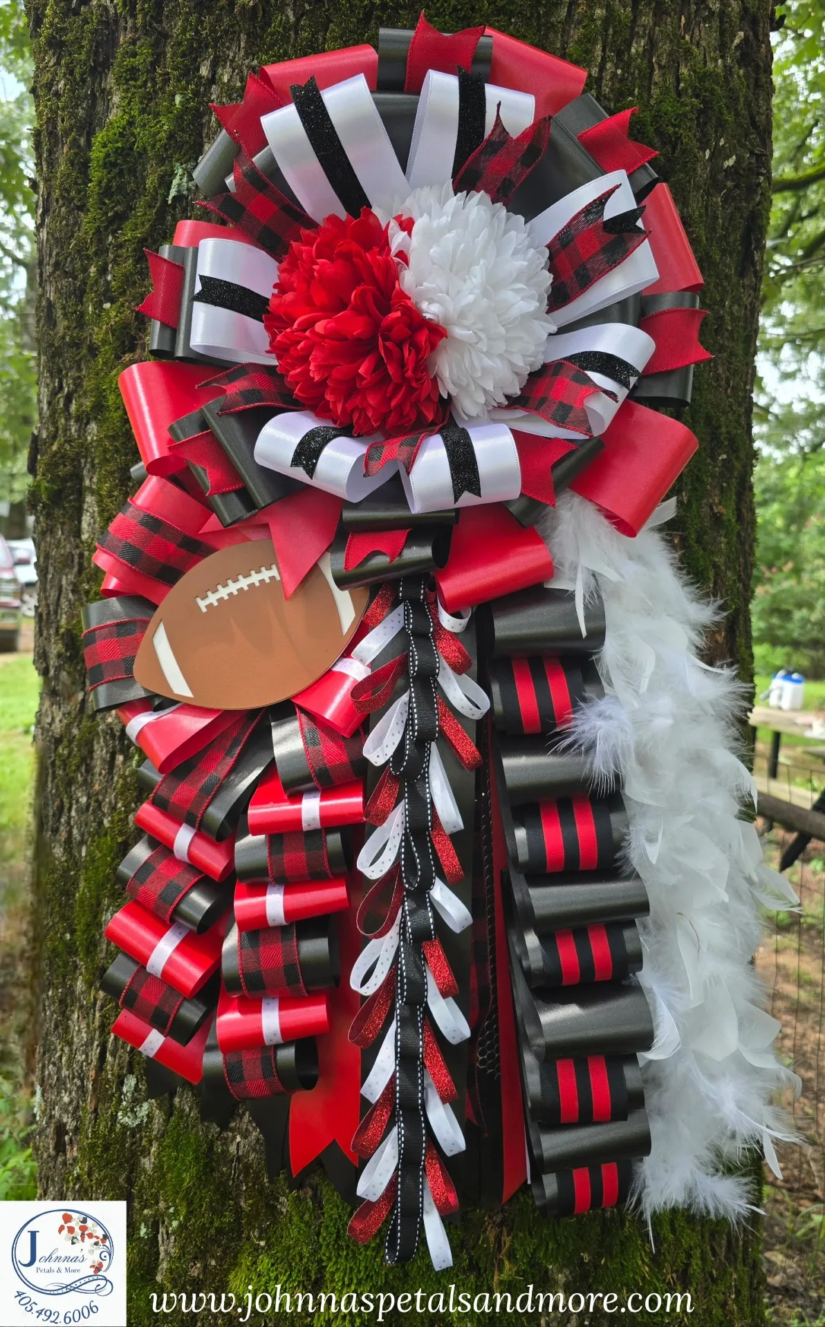 Homecoming Double Mum - Jumbo with neck strap Homecoming Double Mum - Jumbo with neck strap