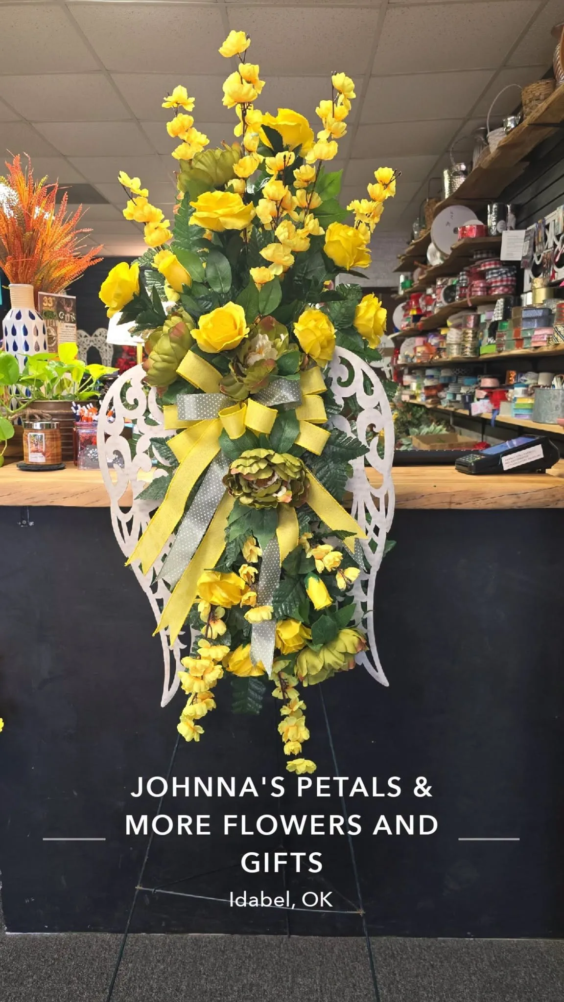 Sage and Yellow Angel Wings Sage and Yellow Angel Wings