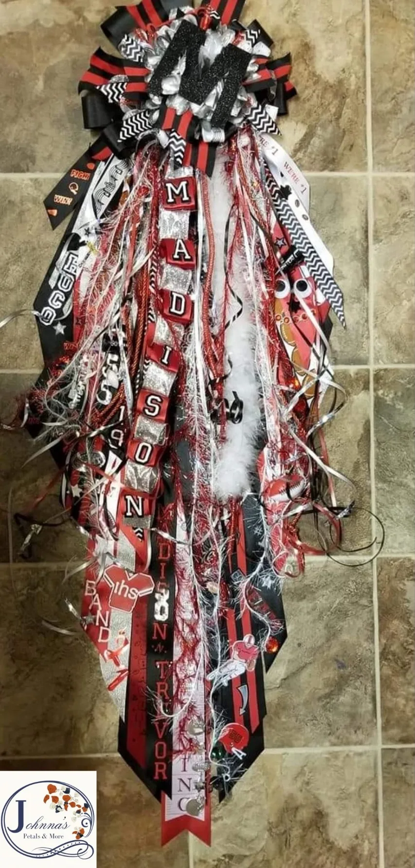Homecoming Mum - XL Homecoming Mum - XL