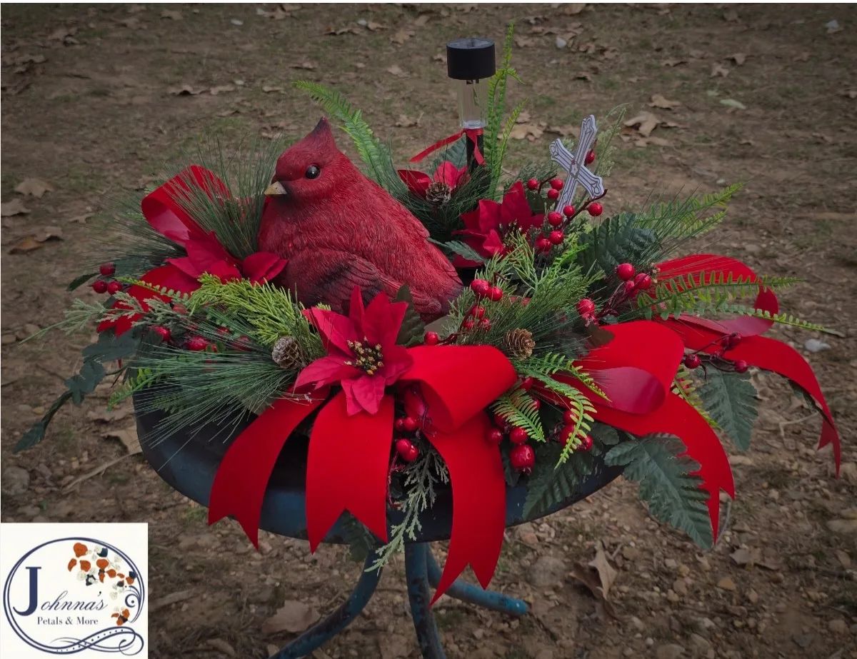 Red Bird Cemetery Spray with solar light Silk Arrangement