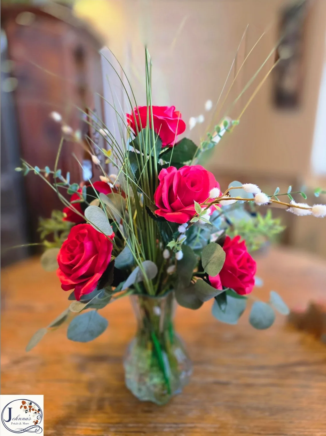 1/2 Dozen Silk Red Roses Silk Arrangement 1/2 Dozen Silk Red Roses Silk Arrangement