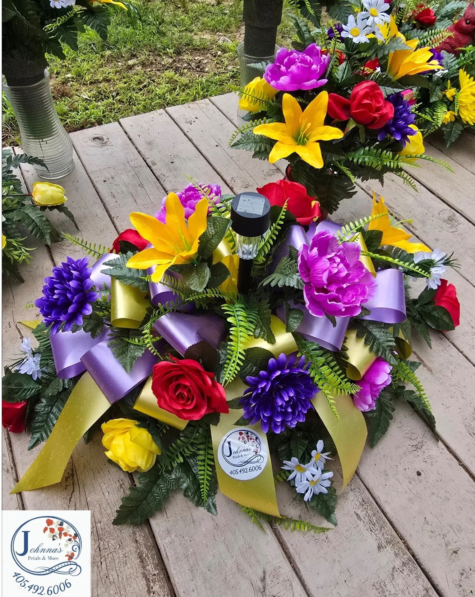 Silk spray on brick with solar light Silk Arrangement