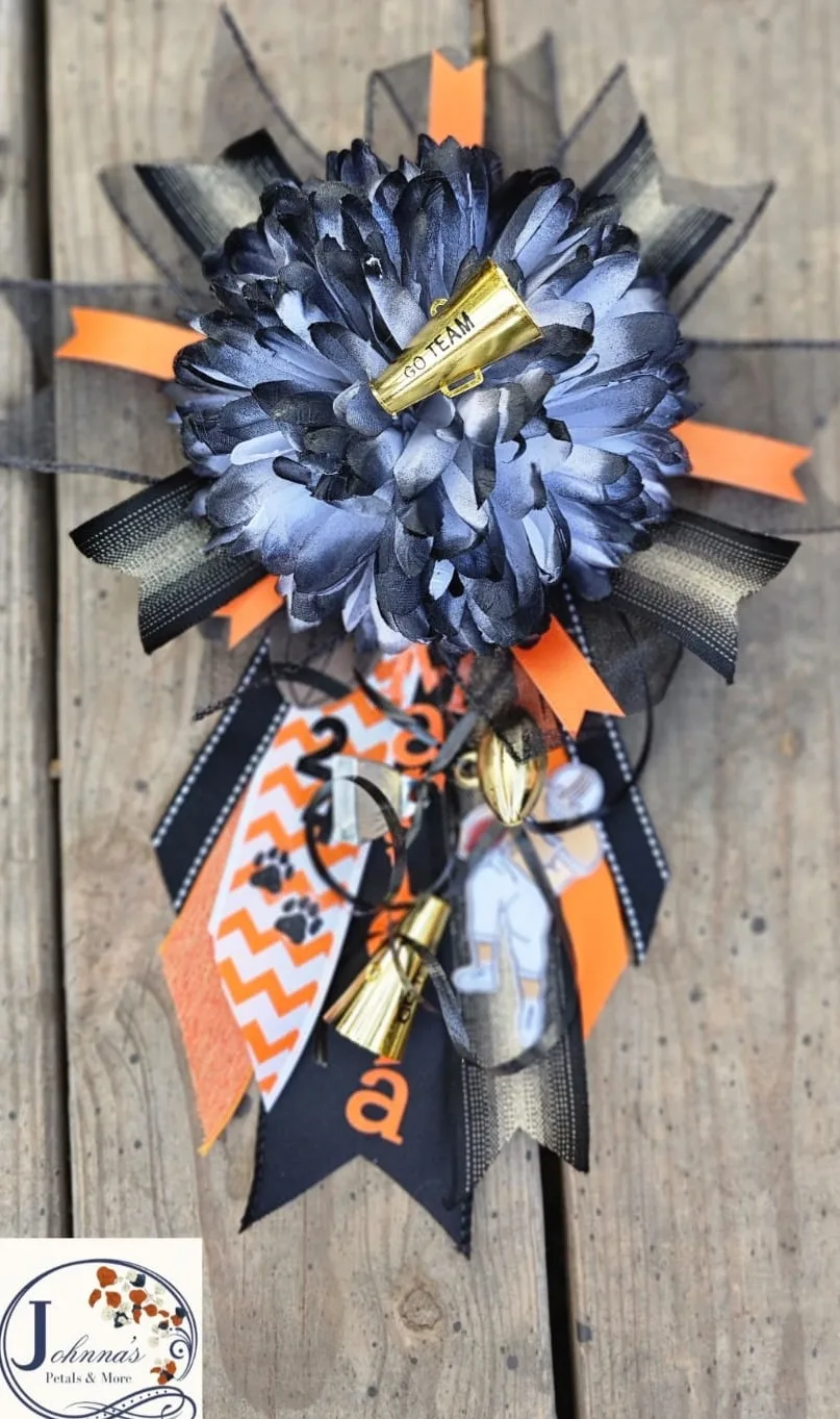 Homecoming Mum - Medium (for our littles) Homecoming Mum - Medium (for our littles)
