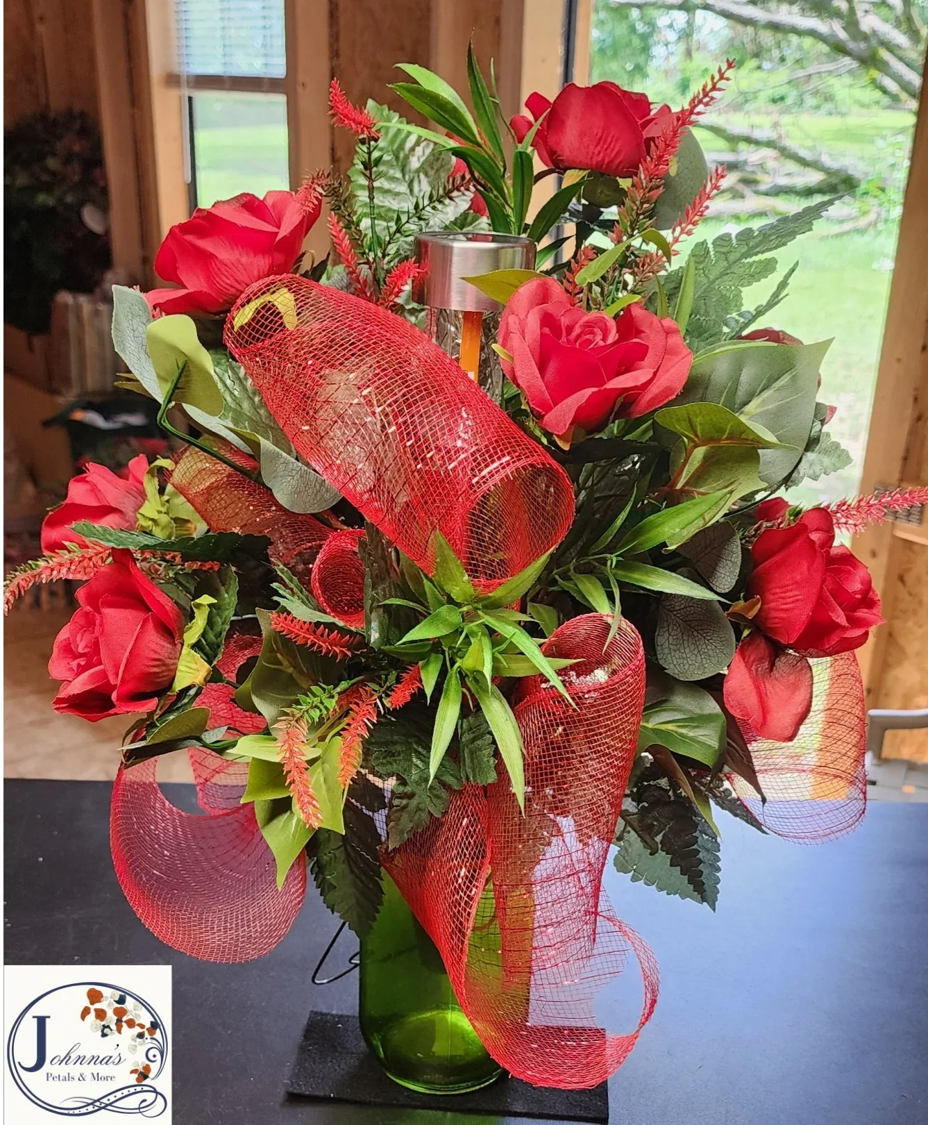 Elegant Silk Vase Insert With Solar Light Of Red Roses Elegant Silk Vase Insert With Solar Light Of Red Roses