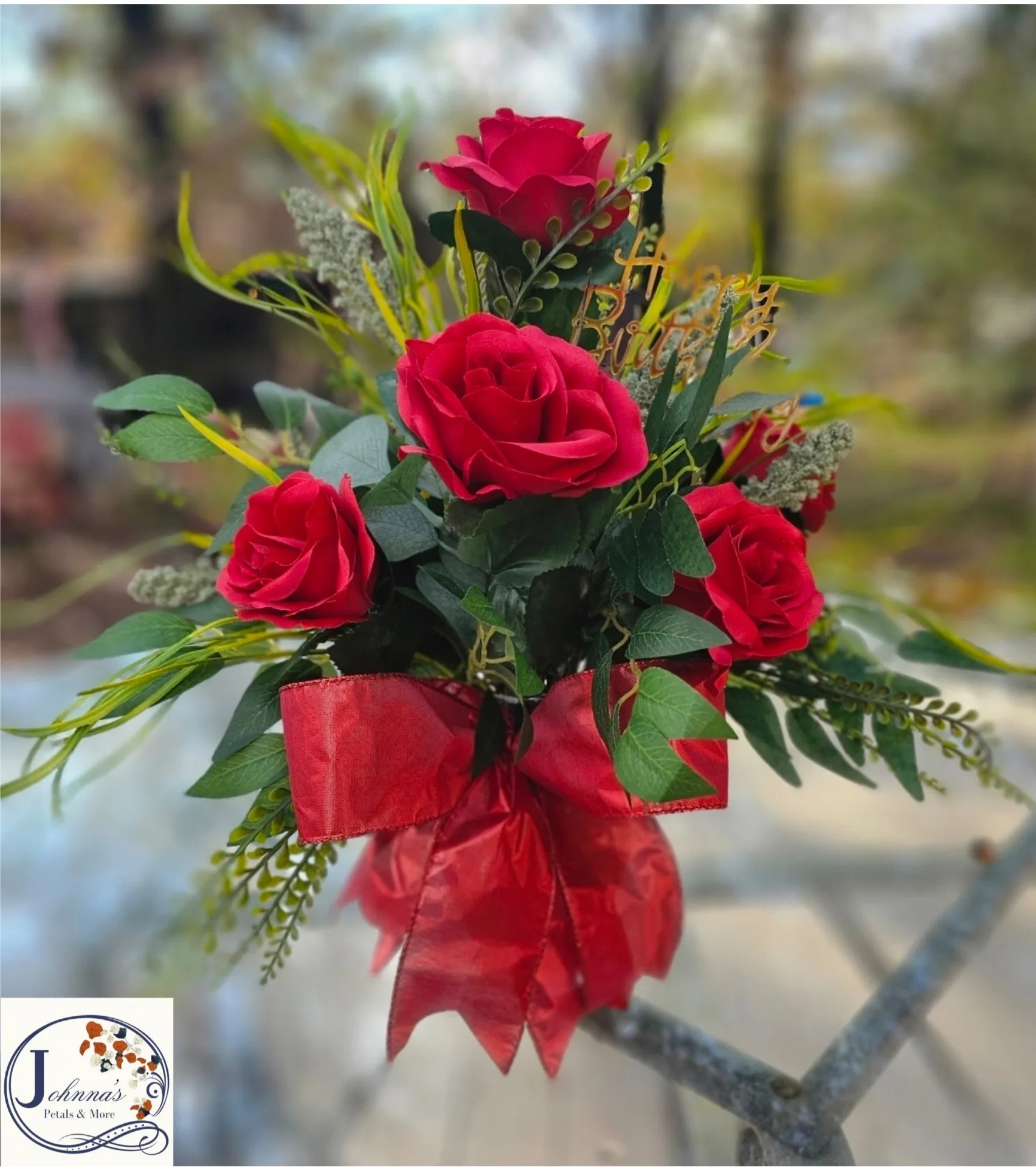 1/2 Dozen Silk Red Roses Silk Arrangement 1/2 Dozen Silk Red Roses Silk Arrangement