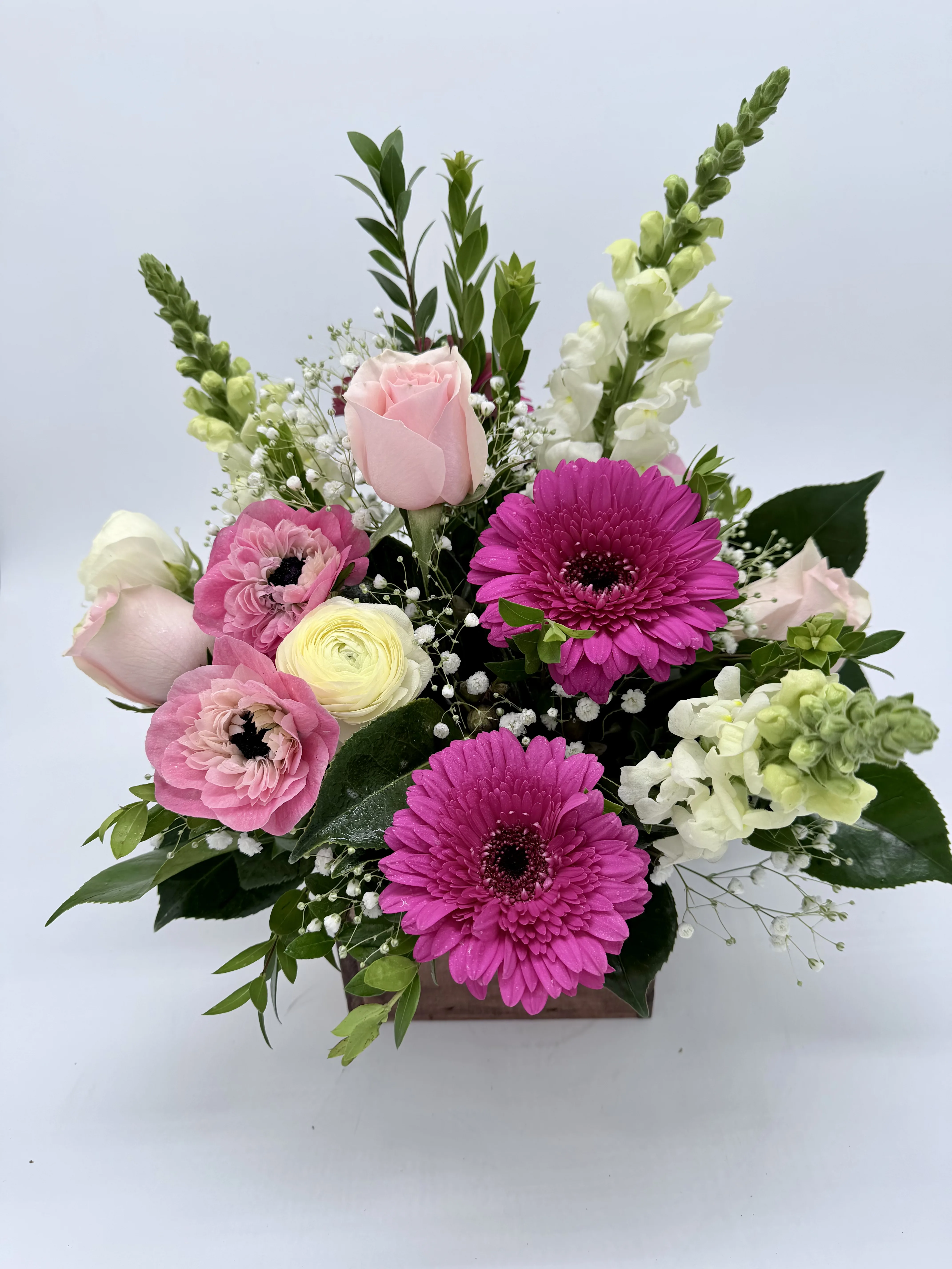 Blushwood Beauty Wood Box Arrangement Blushwood Beauty Wood Box Arrangement