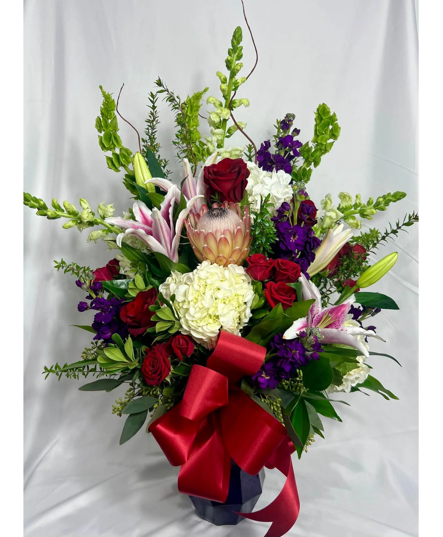 Forever Yours Vase Arrangement Forever Yours Vase Arrangement