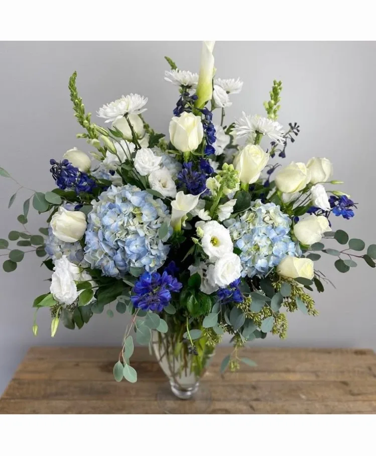 Lake Breeze Bouquet Lake Breeze Bouquet