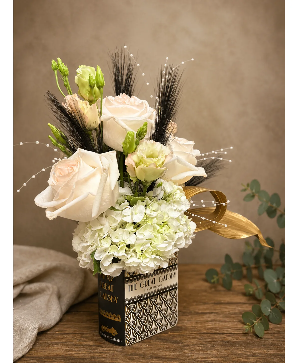 The Great Gatsby - Book Vase Arrangement Keepsake Vase Arrangement The Great Gatsby - Book Vase Arrangement Keepsake Vase Arrangement
