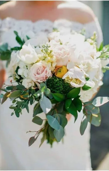 Spring fragrance bridal bouquet wedding flowers Spring fragrance bridal bouquet wedding flowers