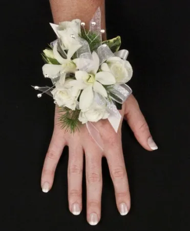 SPARKLING WHITE Prom Corsage SPARKLING WHITE Prom Corsage