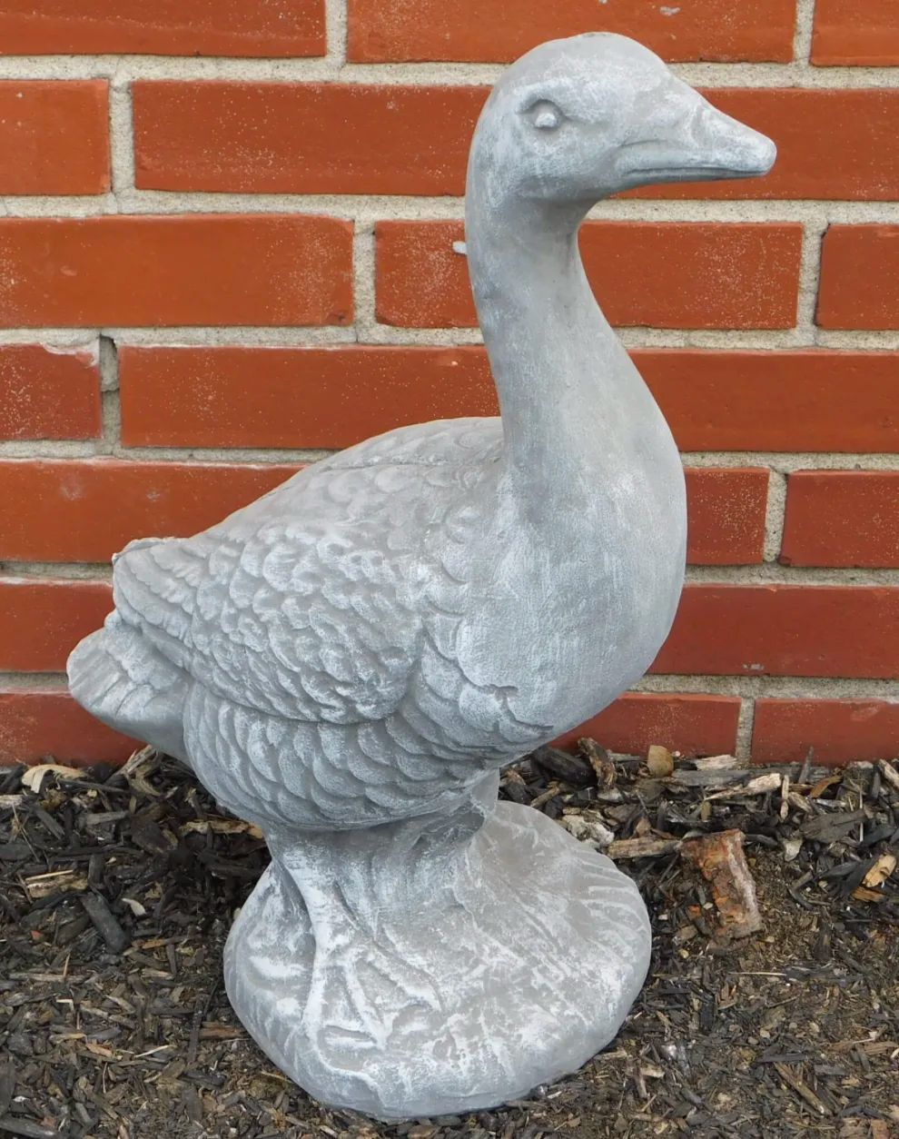 Porch Goose (Medium)