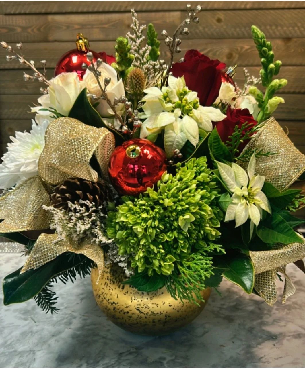 Holiday Golden Grace Christmas