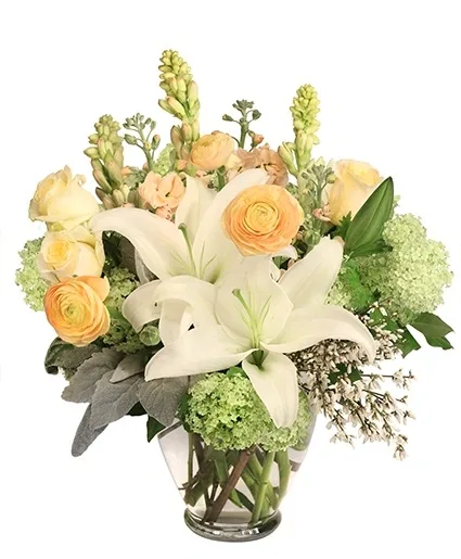 Peach & Green Dream Flower Arrangement Peach & Green Dream Flower Arrangement