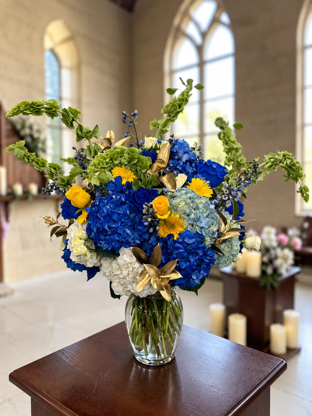 Magnificent Blue & Gold Magnificent Blue & Gold