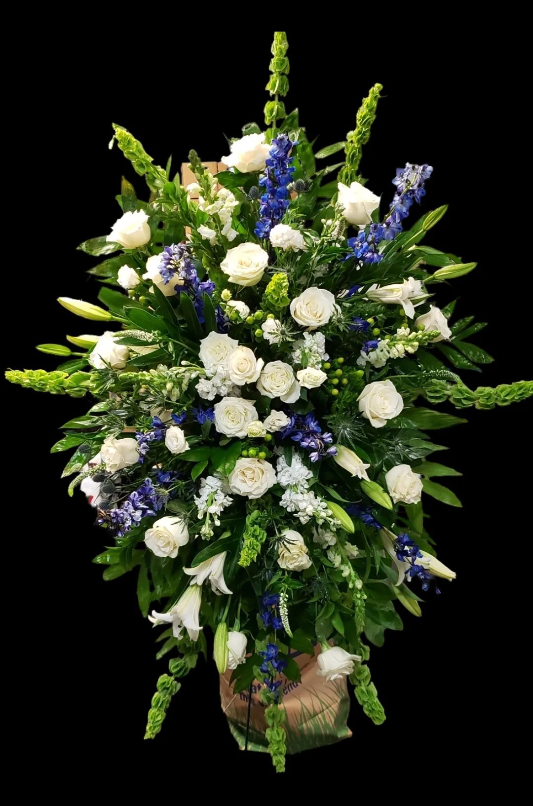 Designer’s Choice Sympathy Standing Spray