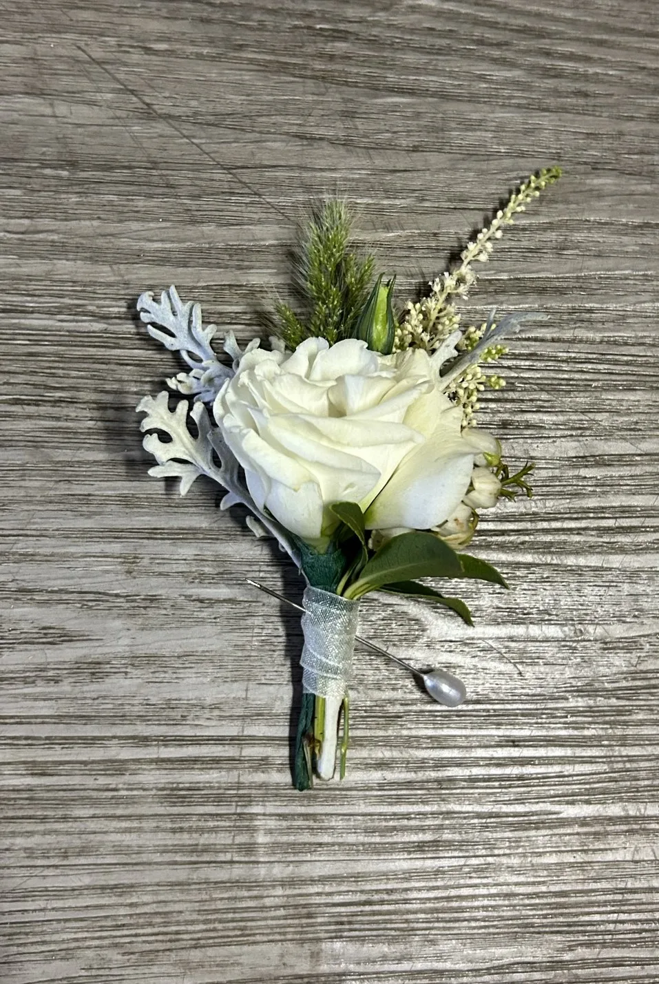 Personal flowers - Boutonniere Personal flowers - Boutonniere