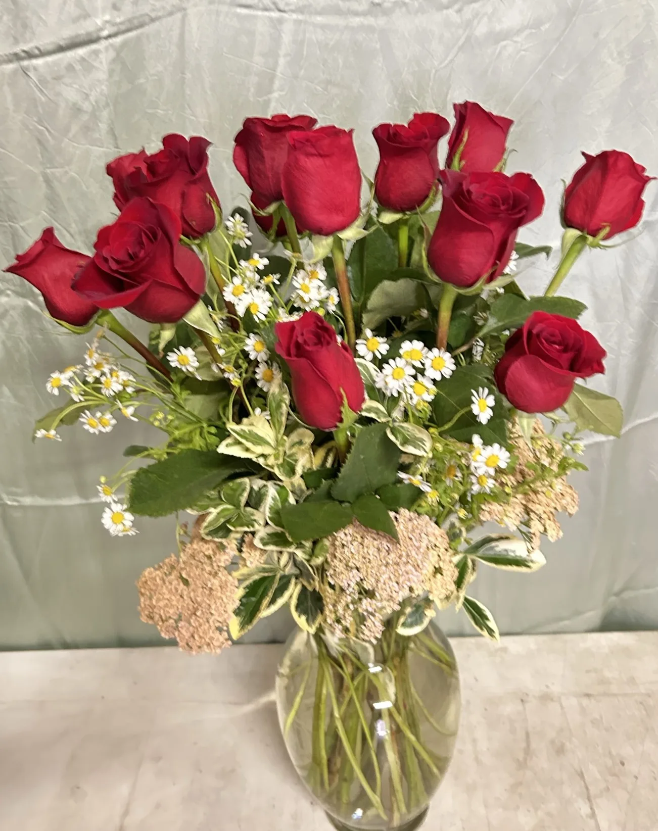 A Step Above - Dozen Roses A Step Above - Dozen Roses