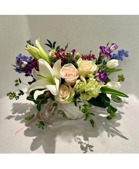 French Countryside Floral Arrangement French Countryside Floral Arrangement