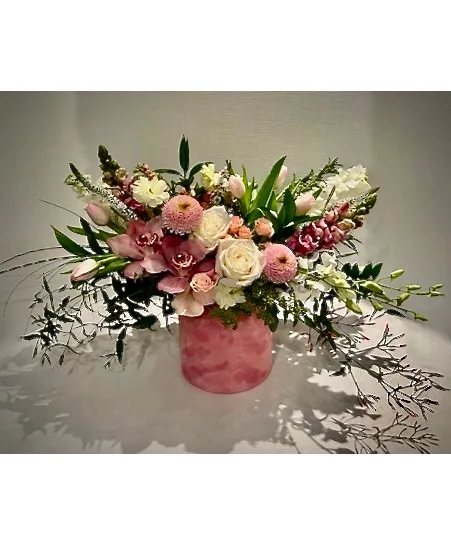 Pink Cherubs Bloom Box Pink Cherubs Bloom Box