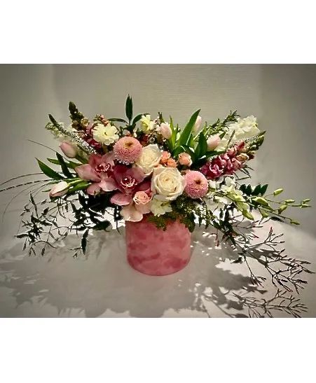 Pink Cherubs Bloom Box