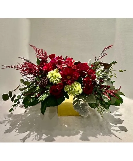 Glitter & Gold Flower Arrangement Glitter & Gold Flower Arrangement