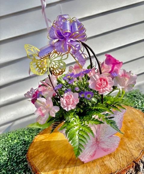Pink Flutter Dream Basket