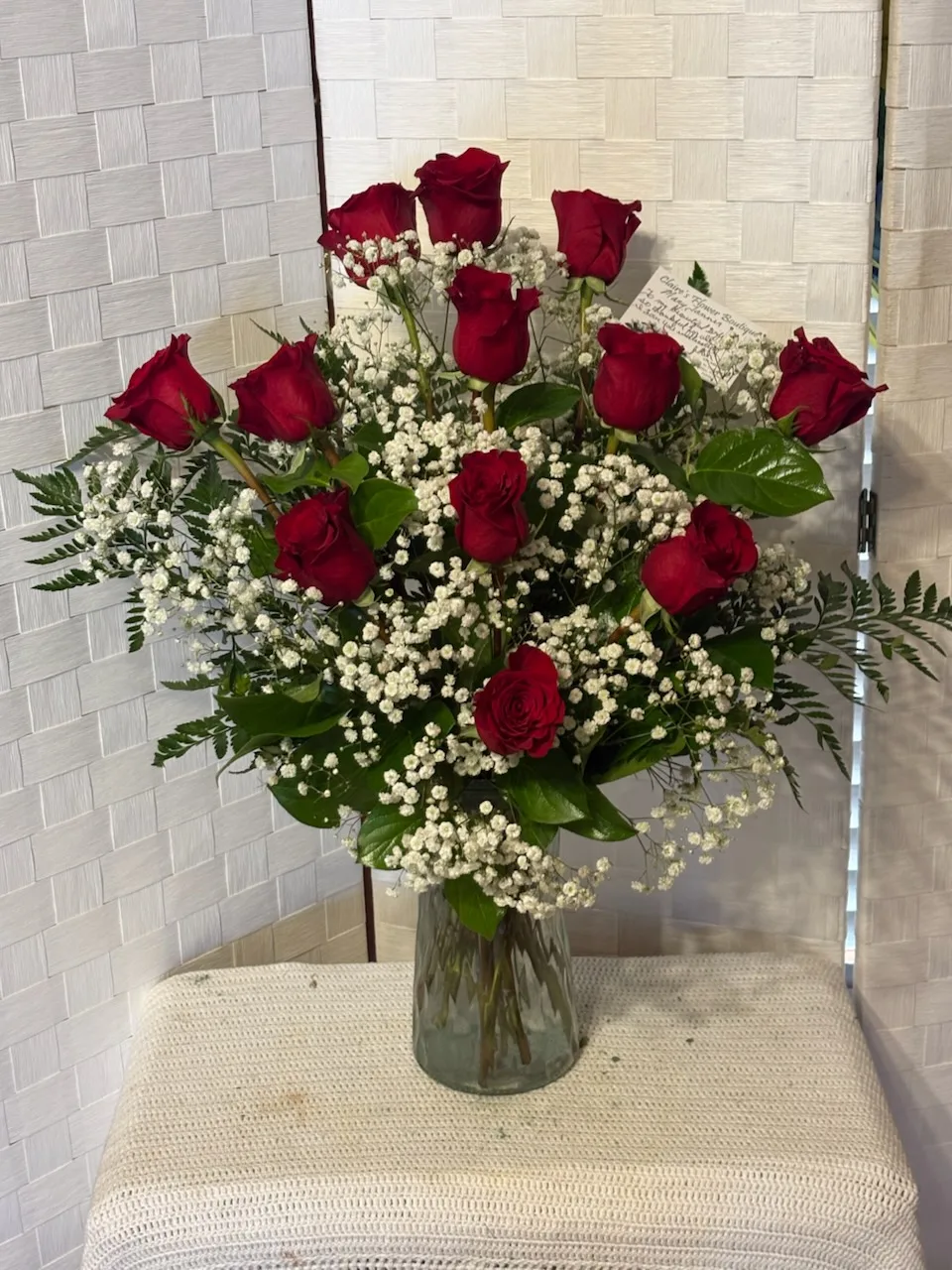 Dozen Roses with Baby's Breath Dozen Roses with Baby's Breath