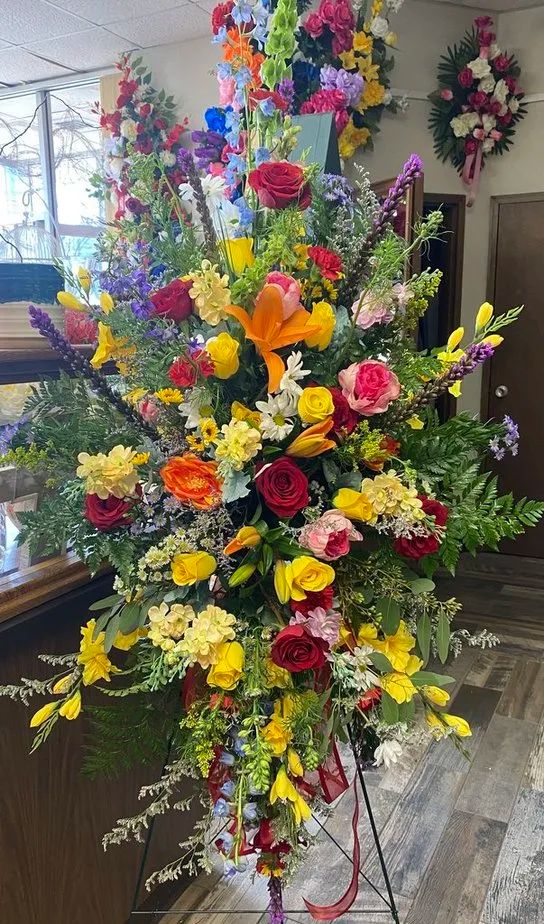 Standing Easel Spray in mixed fresh and silk flowers