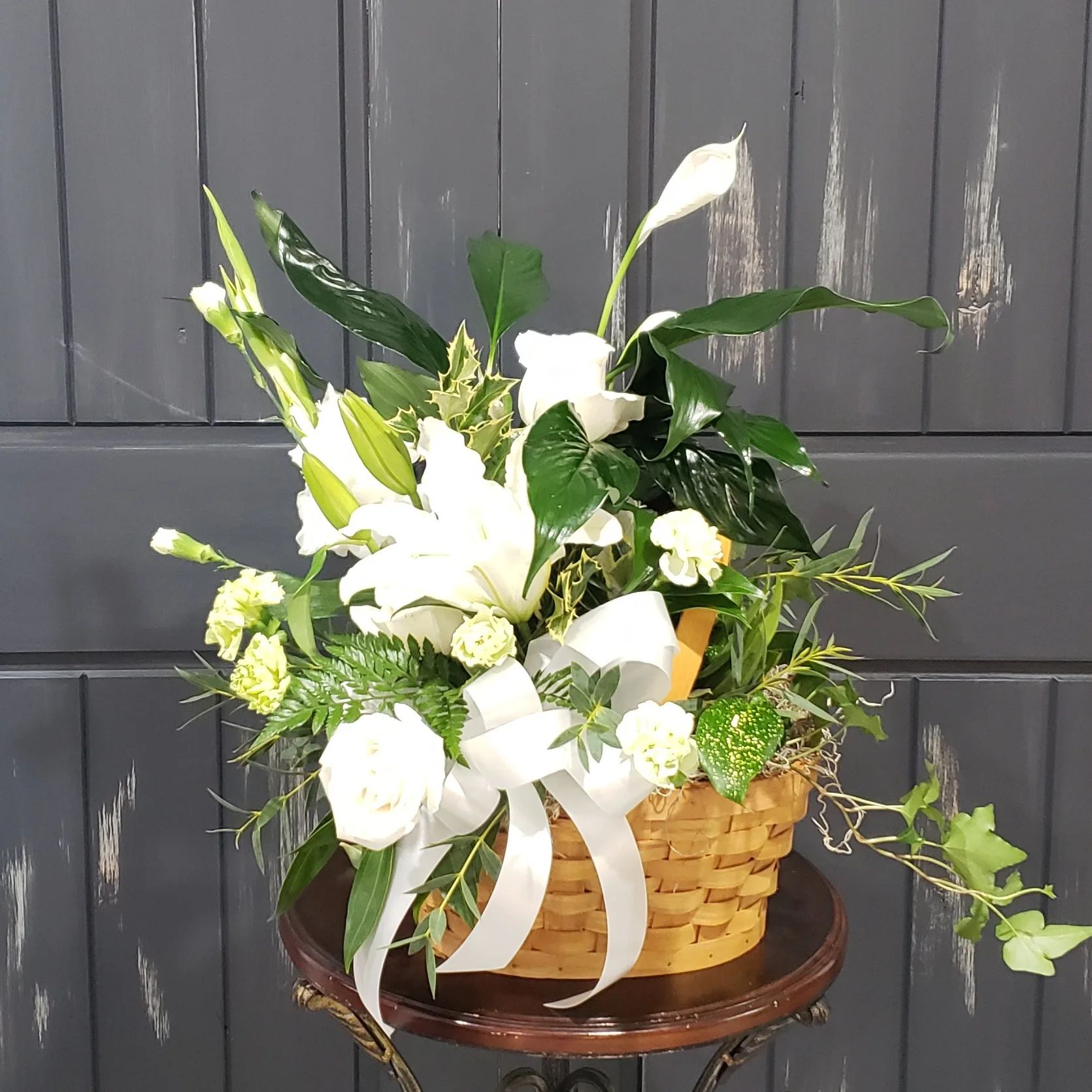 Web Item- Plants and Fresh Floral Display for Mora MN