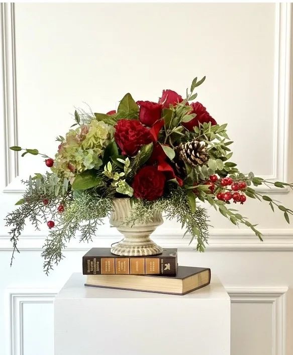 Faith Hope Love Christmas Christmas arrangement