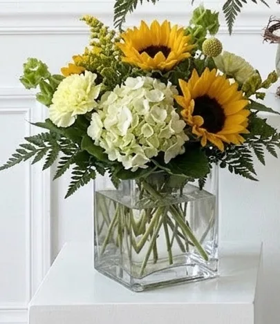 Gentle Hug Vine Wrapped Vase Arrangement Gentle Hug Vine Wrapped Vase Arrangement