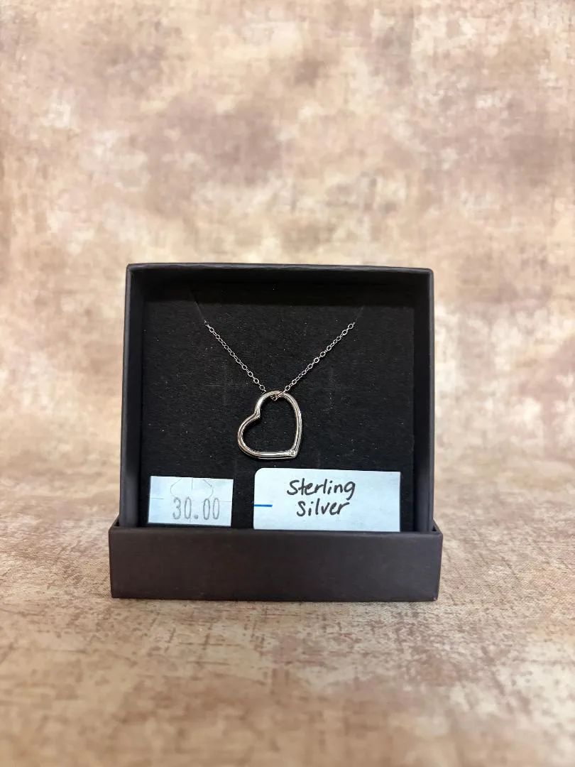 Jewelry, Open Heart Necklace